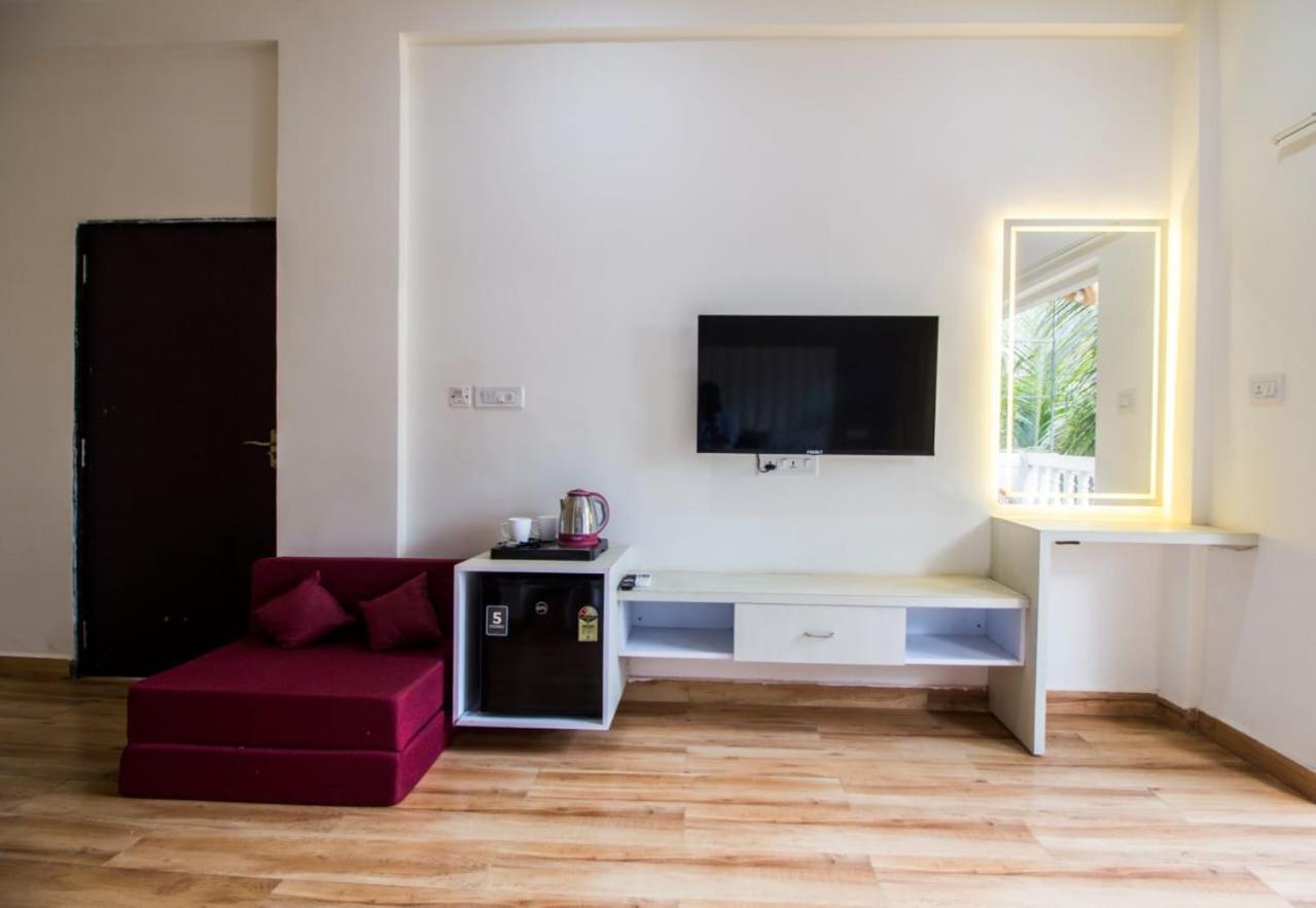 The Me Ra Kee House Hotel Морджим Екстериор снимка
